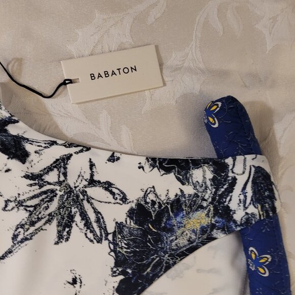 ✨NWT✨ Aritzia Babaton Murphy Blouse! - Picture 4 of 7
